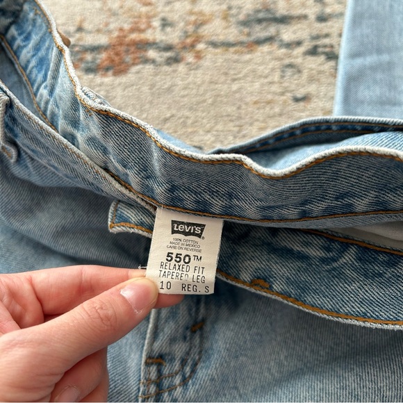 Vintage Levi’s 550 Jeans - Size 10 - fits like 25/26 - Picture 2 of 5